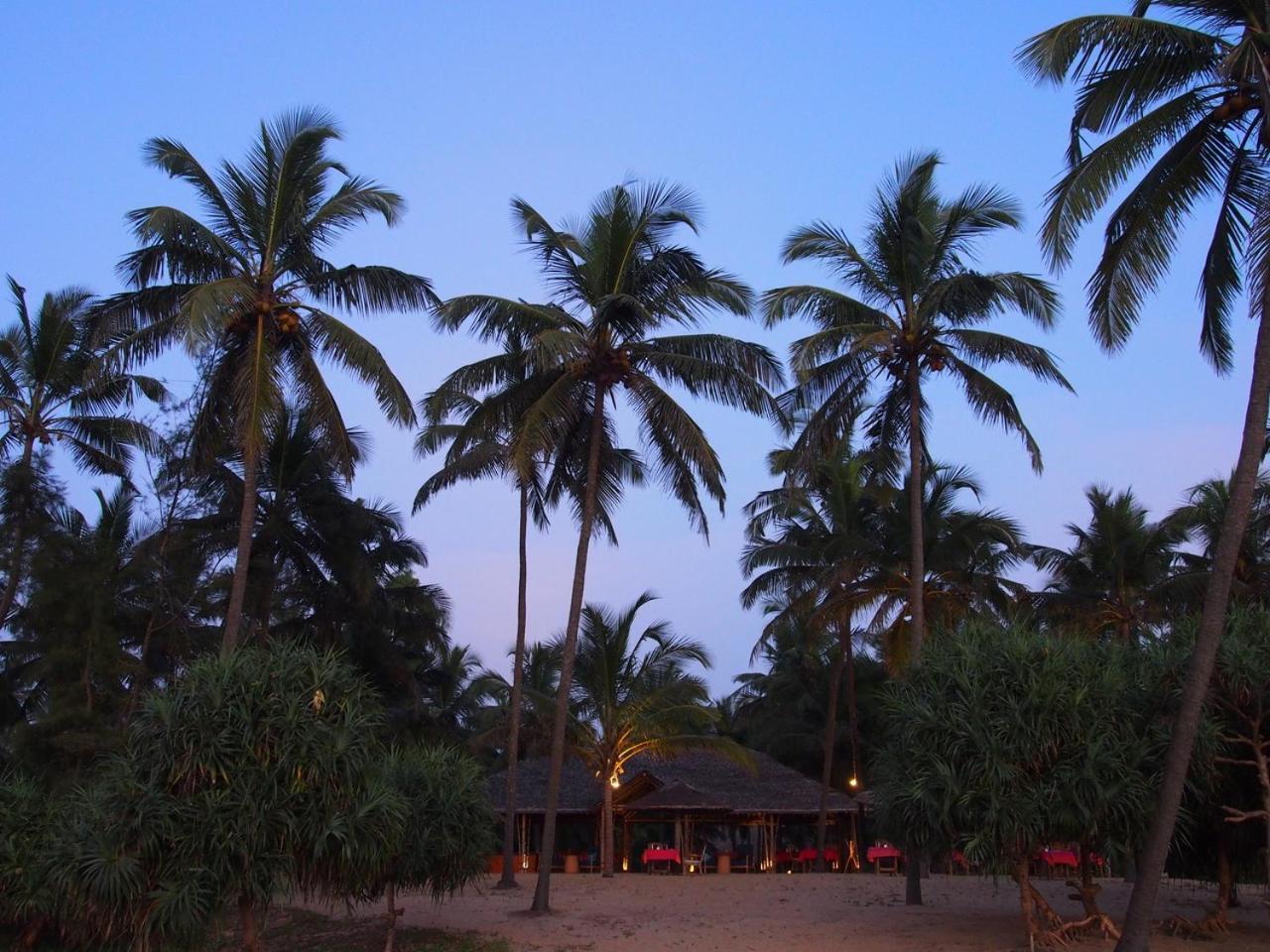 Neeleshwar Hermitage Nileshwar Exterior photo